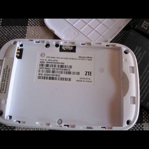 Internet Hot Spots & Extra Batteries Please Read! ZTE T-Mobile UMX Tracfone MBB - Picture 6 of 9